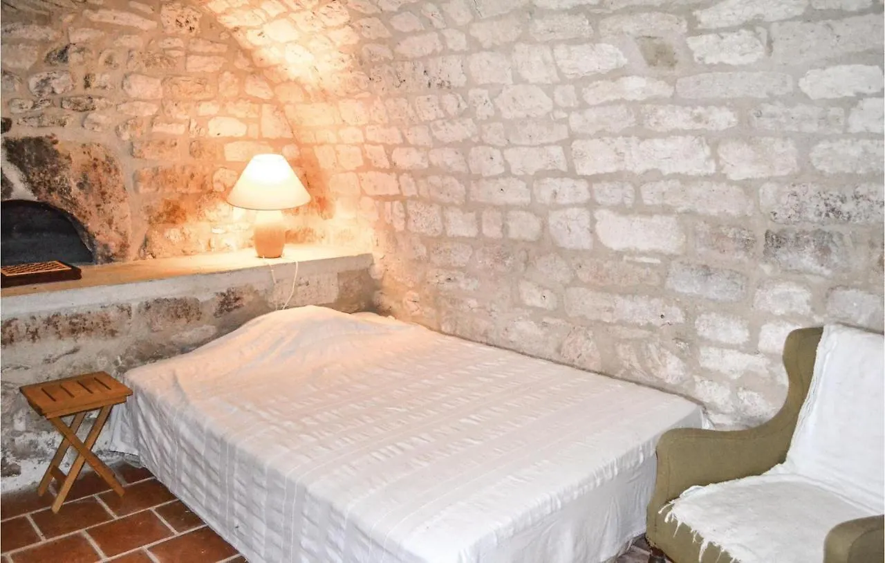 Cozy Home In Carnac-Rouffiac